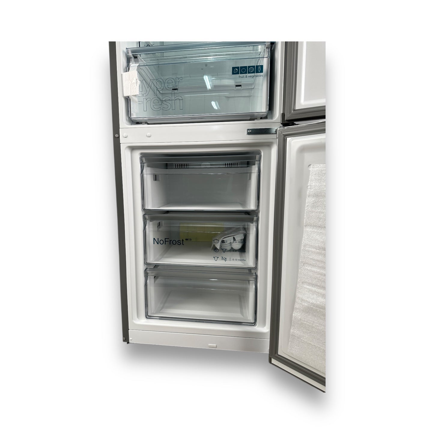 Siemens KG39N2LCF iQ300 Kühlgefrierkombination 203cm hoch, inox-look