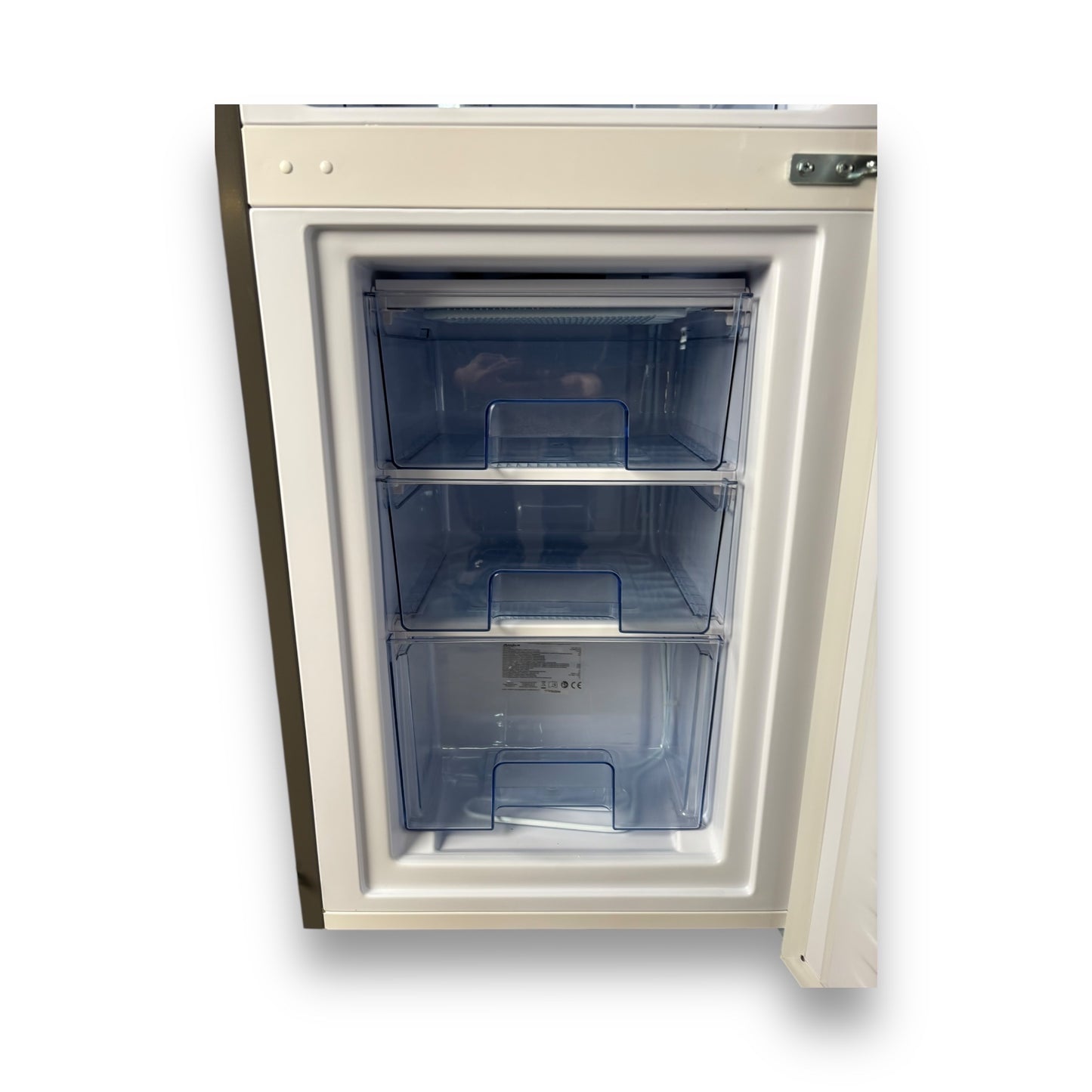 Amica KGC 384 110 E Kühlgefrierkombination 148 cm hoch, Edelstahl