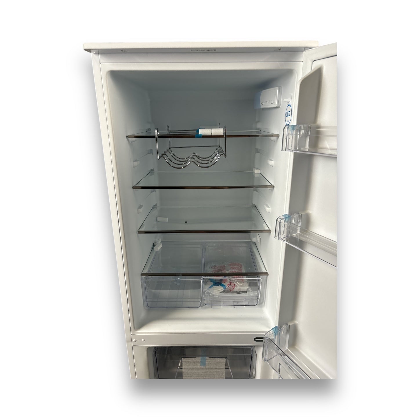 Amica EKGC 16156 Kühlgefrierkombination 144 cm hoch, Weiß