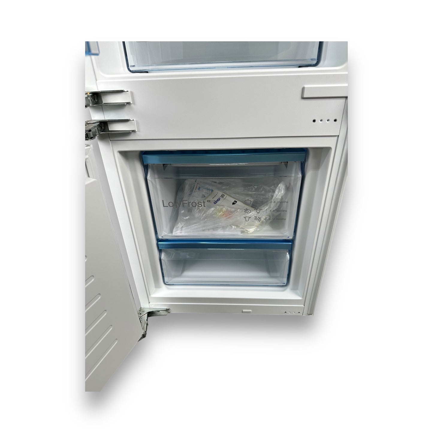 Bosch KIS77ADD0 Serie 6 Einbau Kühlgefrierkombination 237 l, 157,8 cm, Weiß