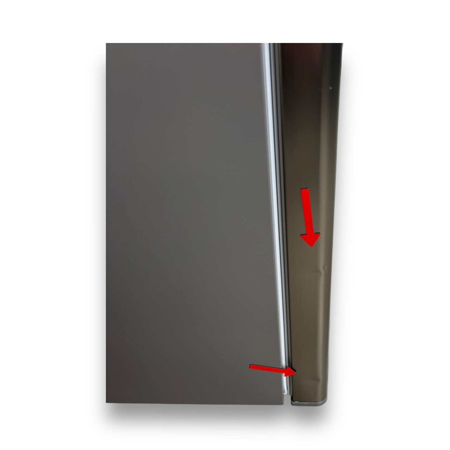 Amica KGC 384 110 E Kühlgefrierkombination 148 cm hoch, Edelstahl